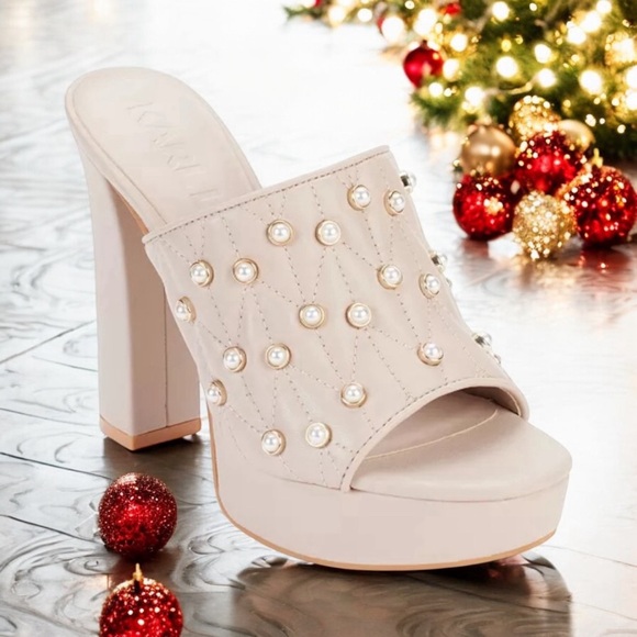 Karl Lagerfeld Pearl Studded AVIVA Platform Sandals - Picture 5 of 16